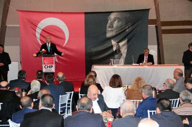 İstanbul’da Muhtarlarla Bir Araya Geldi