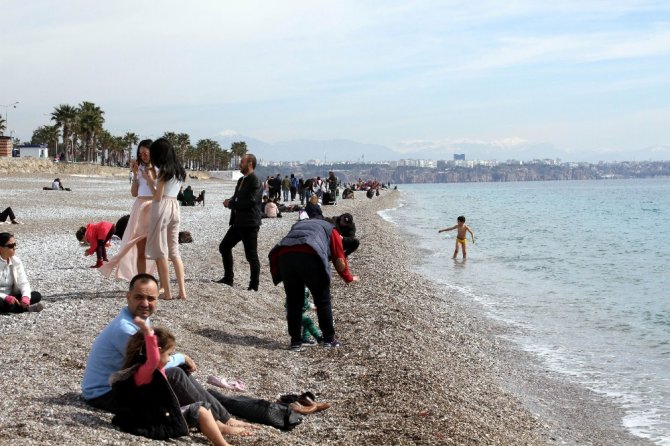 Antalya’da Kar Manzaralı Deniz Keyfi