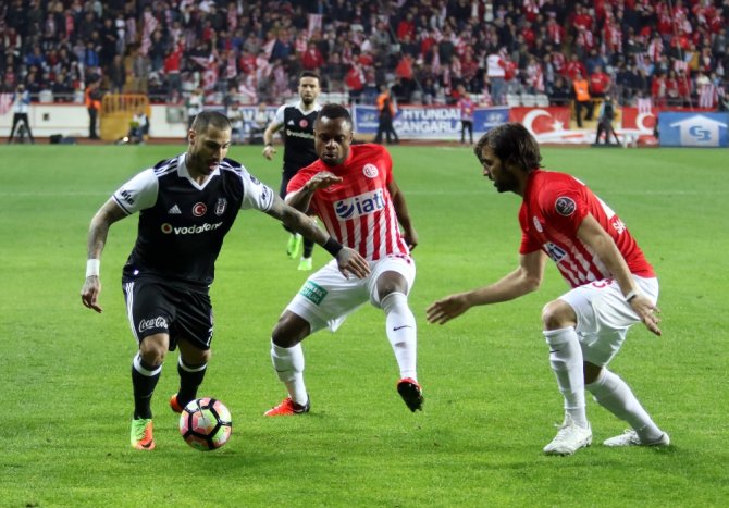 İlk Yarıda Eşitlik Var