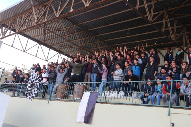 Memleketinin Takımı Yararına Konser Verecek