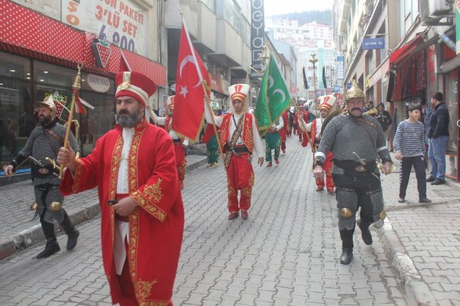 Çanakkale Ruhu Artvin Sokaklarında Can Buldu