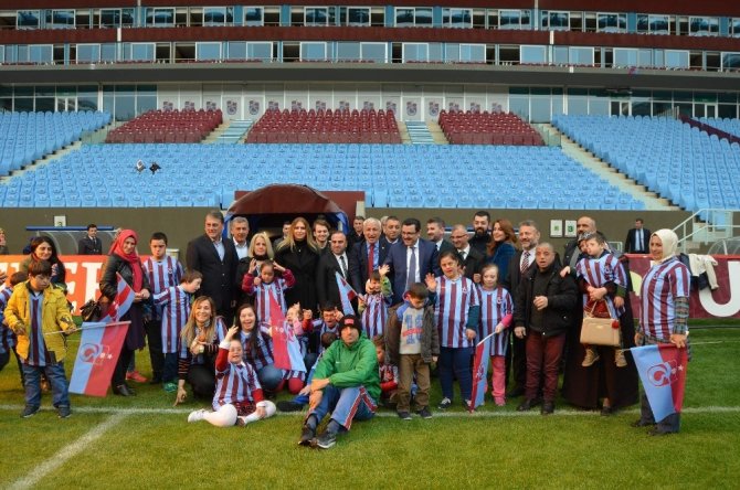 Onlardan Mutlusu Yok