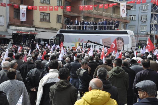 “Cumhurbaşkanının Tarafsız Olması Gerekir”