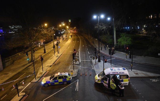 Londra’daki Saldırının Bilançosu: 5 Ölü, 40 Yaralı