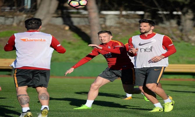 Galatasaray Çift Antrenman Yaptı