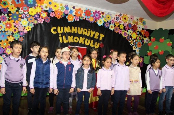Artvin’de Orman Haftası Miniklerin Tiyatrosu İle Kutlandı