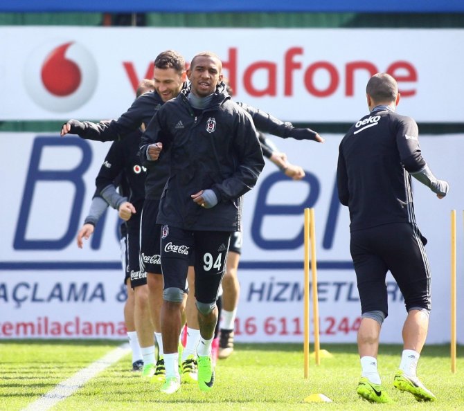 Beşiktaş’ta Gençlerbirliği Maçı Hazırlıkları Sürüyor