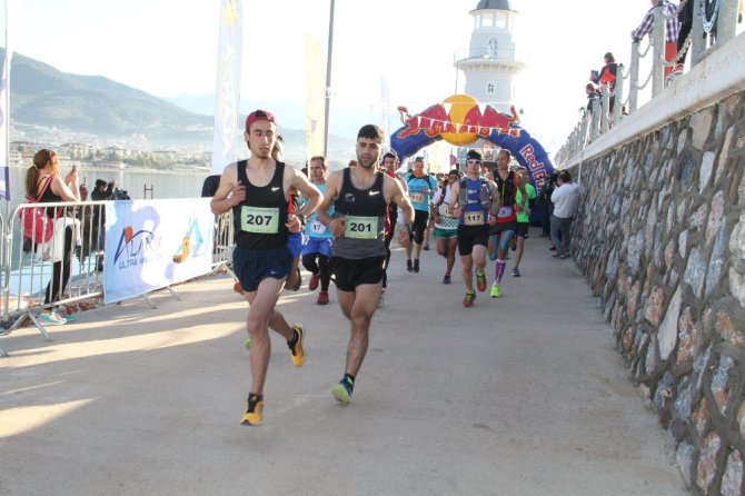 Alanya Ultra Maratonu 110 Sporcunun Katılımıyla Başladı