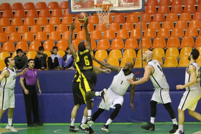 Akhisar Belediyespor Smith İle Kazandı