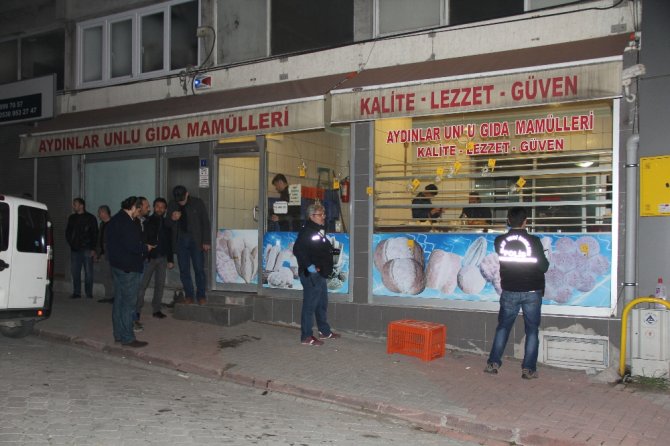 Fırıncıya Kurşun Yağdırdı