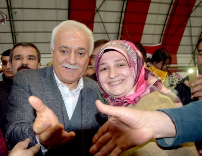 Nihat Hatipoğlu Giresun’da ‘Şühedanın İzinde’ Konferansına Katıldı