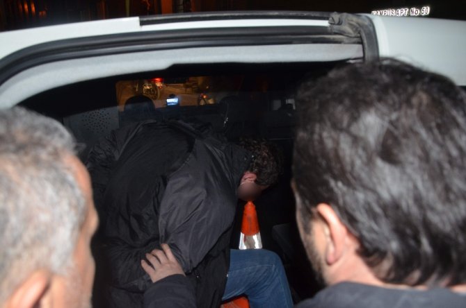 Polis Tacizciyi Çatıda Yakaladı