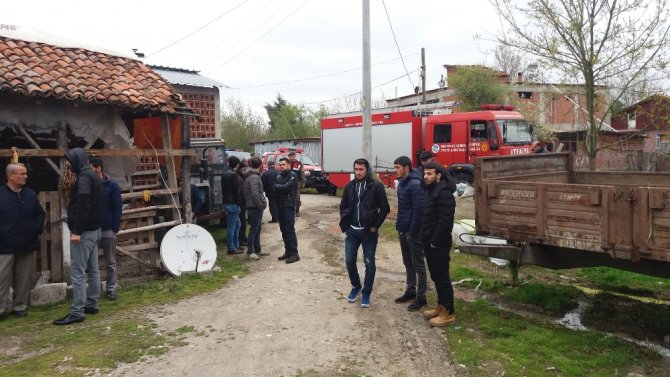 Yaşlı Kadın Sobayı Yakmak İsterken Can Verdi