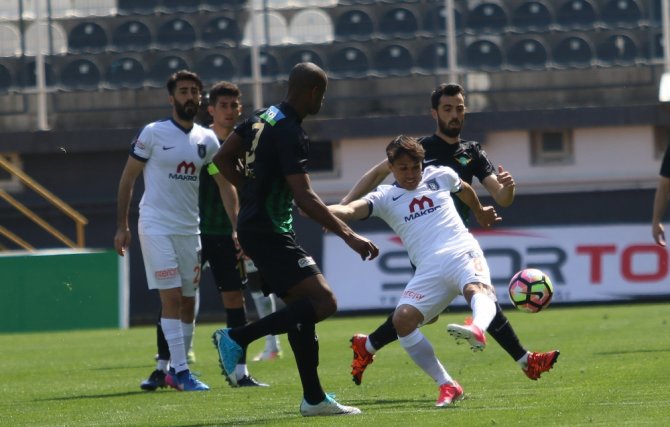 Başakşehir Yara Aldı