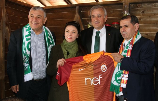 Dursun Özbek Giresun Günlerine Katıldı