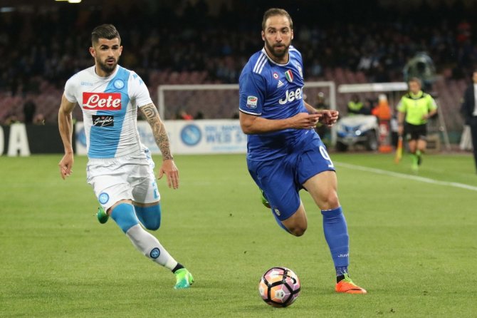 Bu Ne Hal Higuain !