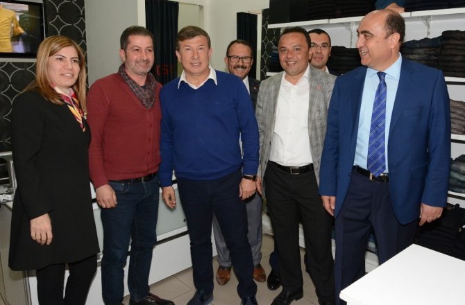 Siyaset Ve Futbolun Önemli Simaları "Evet" İçin Destek İstedi