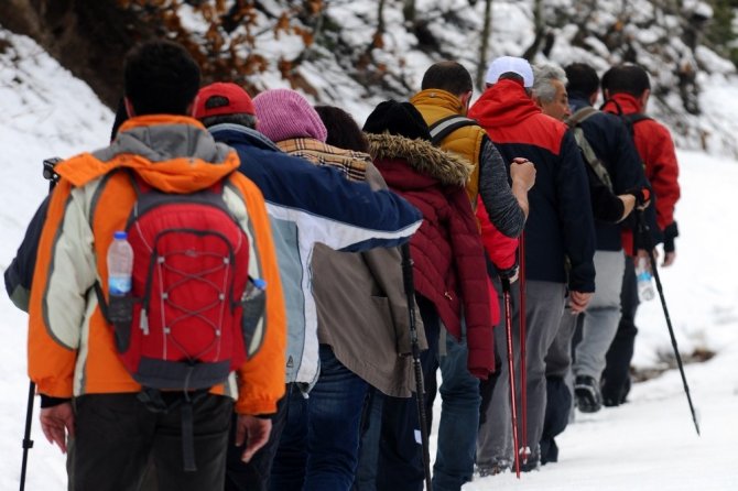 Gümüşhaneli Dağcılardan Doğa Yürüyüşü