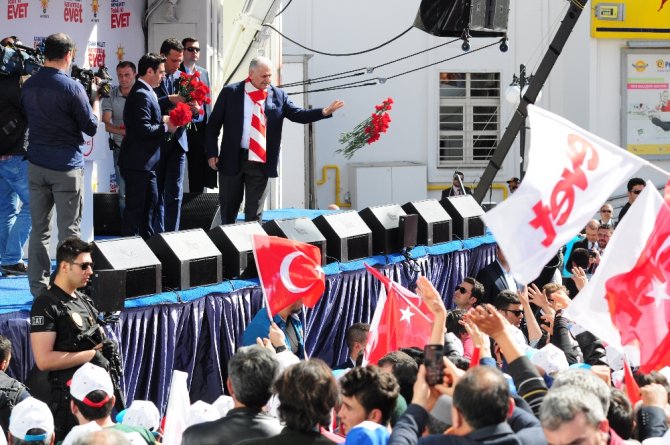 “Densiz, Alçak, Sen Kimsin Ki Milleti Tehdit Ediyorsun”