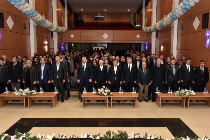 Gümüşhane’de ’Referandum Sürecinde Sistem Tartışmaları Ve Cumhurbaşkanlığı Hükümet Sistemi’ Paneli