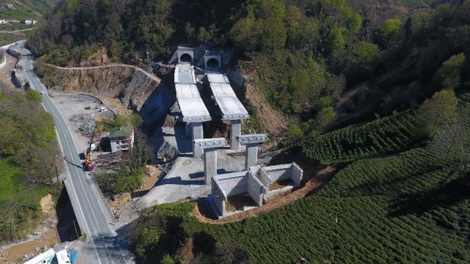 Artvin’in Kanayan Yarası Haline Gelen Cankurtaran Tüneli’nde Çalışmalar Devam Ediyor