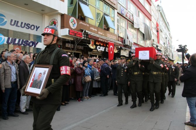 Giresun Şehidini Uğurladı