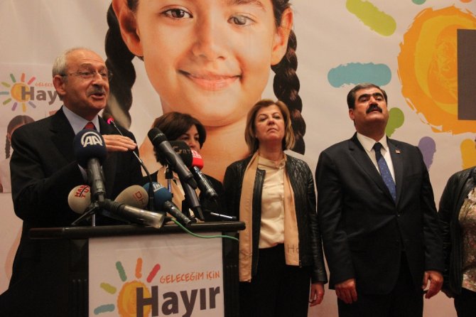 Kılıçdaroğlu Kadınlarla Bir Araya Geldi