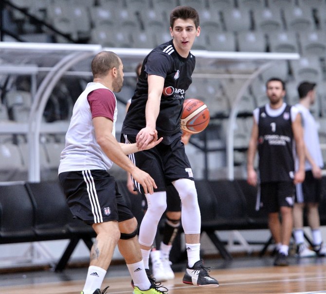 Beşiktaş Sompo Japan’ın Tofaş Mesaisi Sürüyor