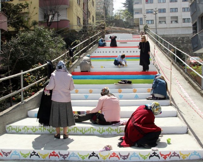 Basamak Basamak Kanseri Yendiler