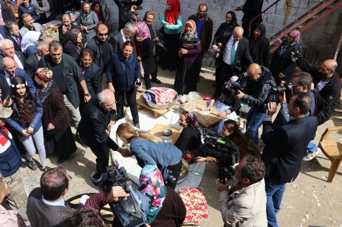 Yüzüklerini Kılıçdaroğlu Taktı