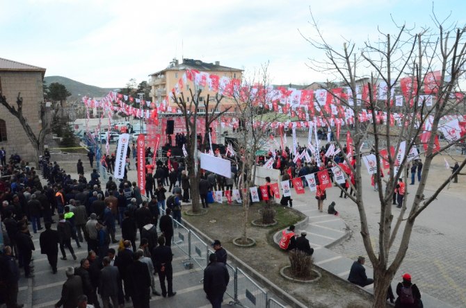 Doğu Perinçek Boş Meydana Konuştu