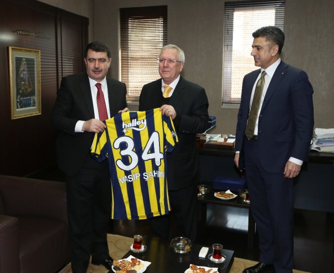 Vali Şahin’den, Aziz Yıldırım’a Ziyaret