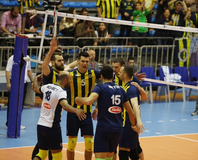 İlk Maçın Kazananı Fenerbahçe