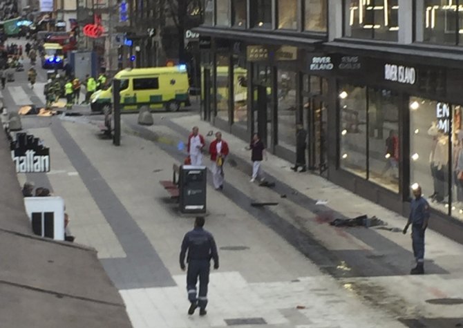 Stockholm’de Sokağa Çıkma Yasağı