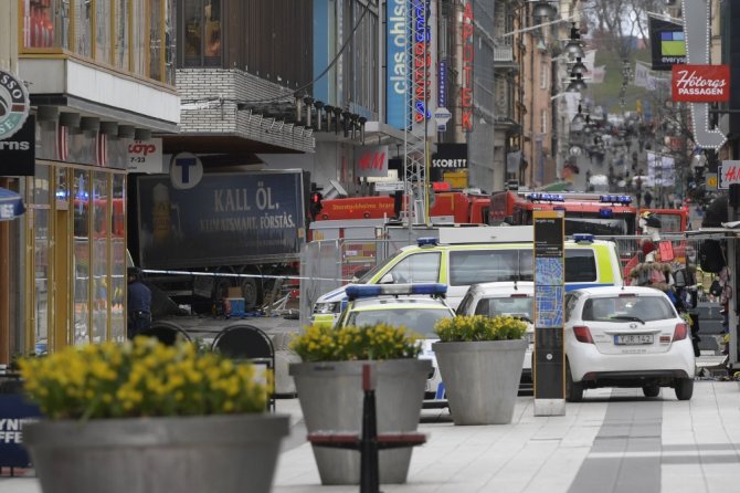 Stockholm’de Sokağa Çıkma Yasağı