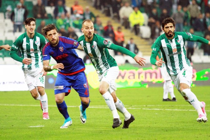Bursaspor, Kardemir Karabükspor’a Fırsat Vermedi