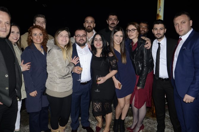 Düğünde Sürpriz Evlenme Teklifi