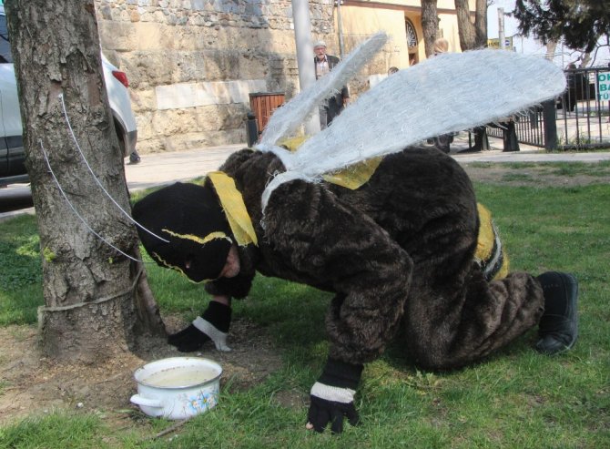 Hedefinde Canan Karatay Var