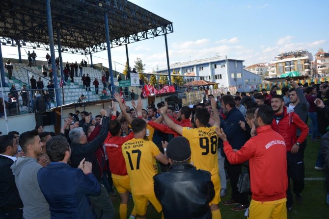 Yeşil Saha Yine Karıştı