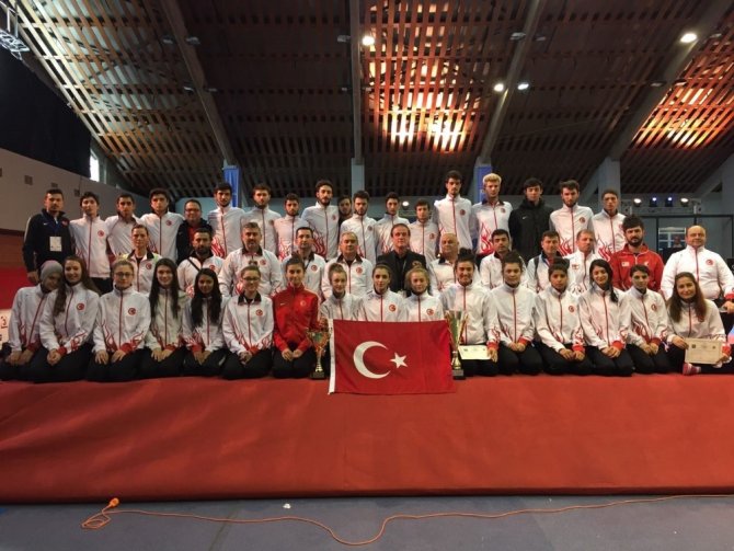 Tekvandocular ‘Ümit’ Verdi