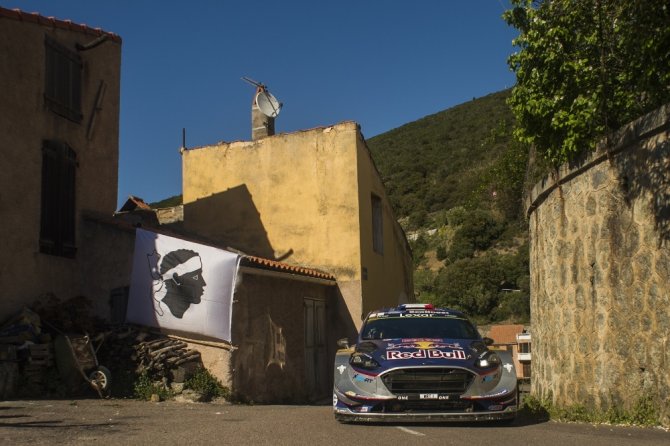 Korsika’da Zafer Neuville’nin