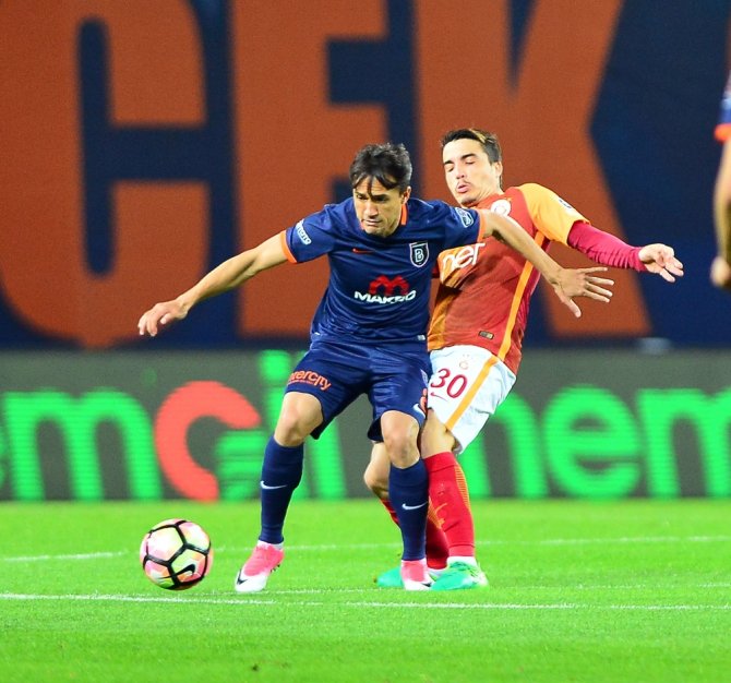 Başakşehir Galatasaray’ı Bozguna Uğrattı