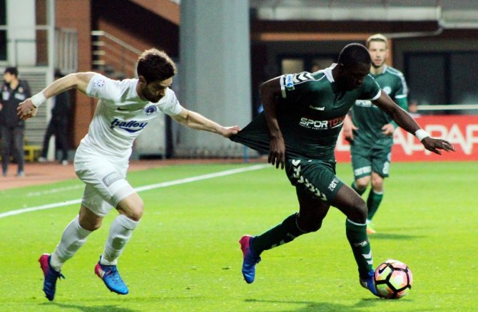 Kasımpaşa İle Konyaspor Puanları Paylaştı