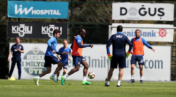 Fenerbahçe’de Derbi Hazırlıkları Sürüyor