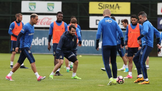 Fenerbahçe’de Derbi Hazırlıkları Sürüyor