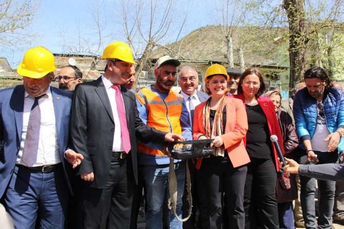 Chp Genel Başkan Yardımcısı Selin Sayek Böke Artvin’de