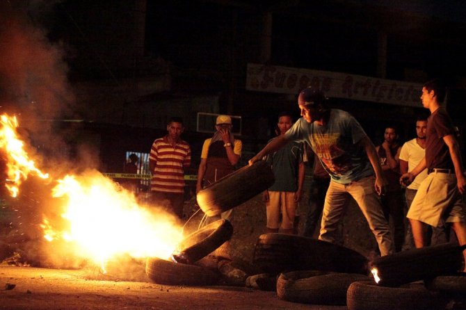 Venezuela’da Ölü Sayısı 4’e Yükseldi