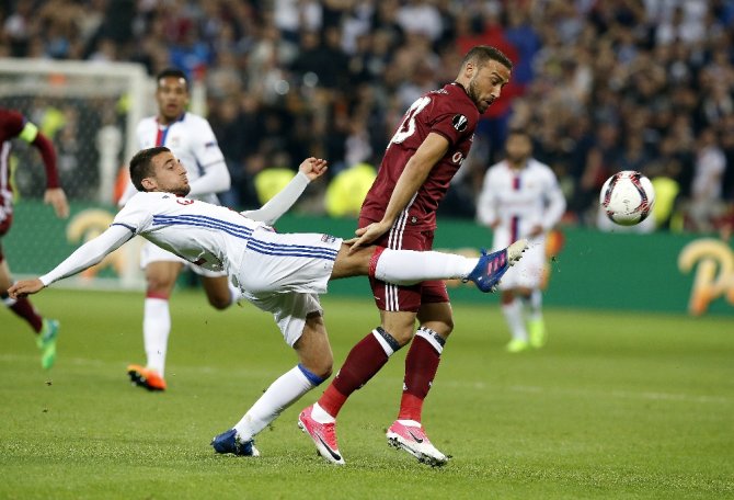 İlk Yarıda Tek Gol Var