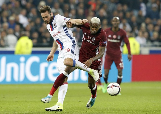 Kartal 2 Dakikada Yıkıldı