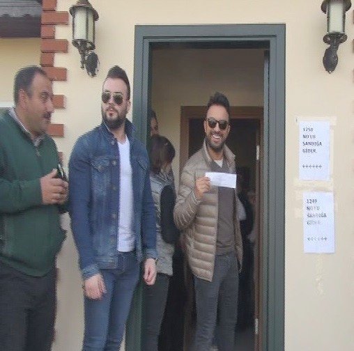 Megastar Tarkan Oyunu Kullandı